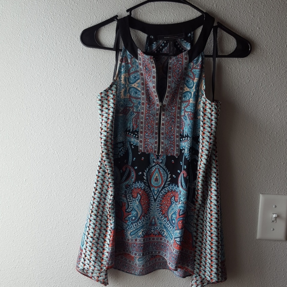 BcbgMaxAzria Top